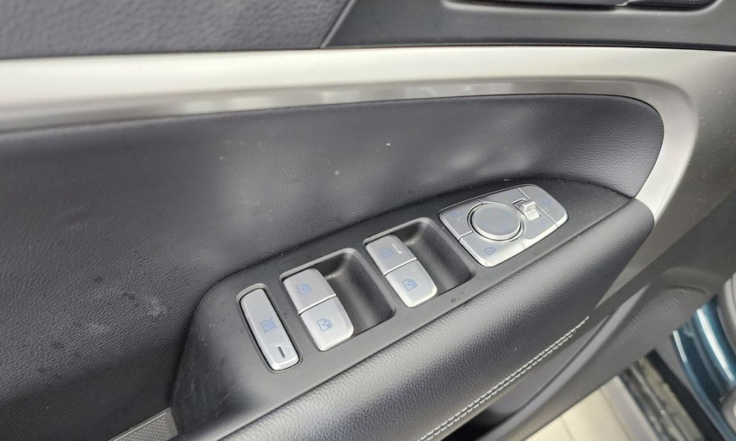 Genesis G70 Gasoline 2.5T 4WD, 2024