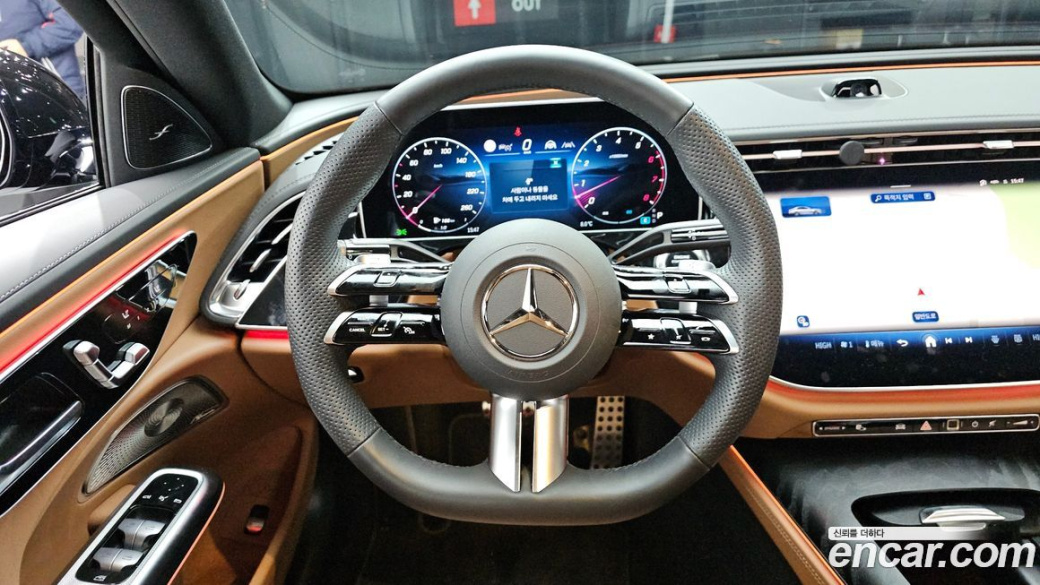 Mercedes-Benz E-Class E450 4MATIC AMG Line, 2026