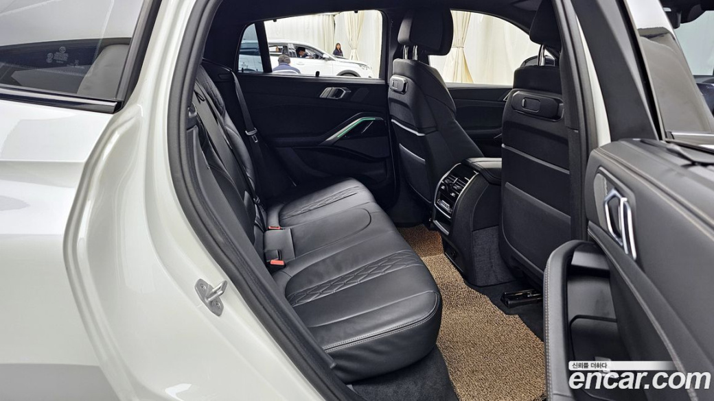 BMW X6 xDrive30d M Sport, 2024