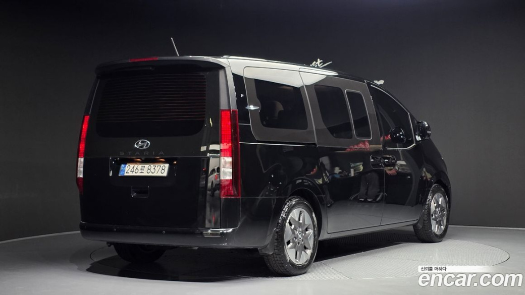 Hyundai Staria Tourer 9-Seater, 2022