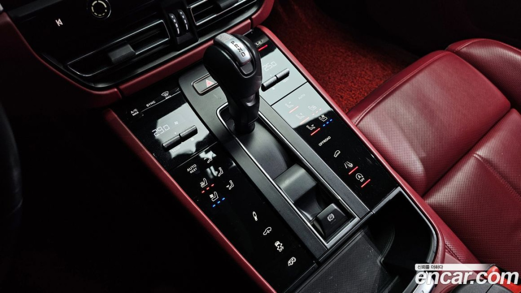 Porsche Macan 2.9 GTS, 2024