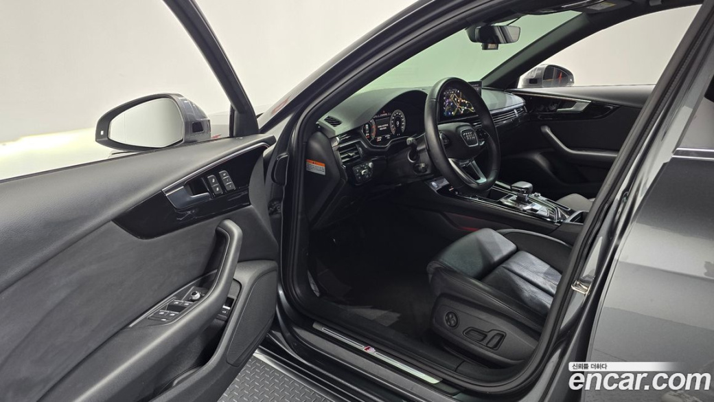 Audi A4 35 TDI Premium, 2022
