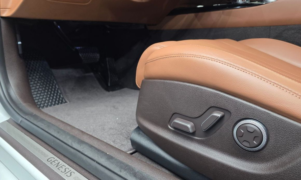 Genesis G80 Gasoline 2.5 Turbo AWD, 2024