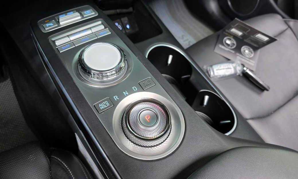 Genesis GV70 2.5T Gasoline 2WD, 2022