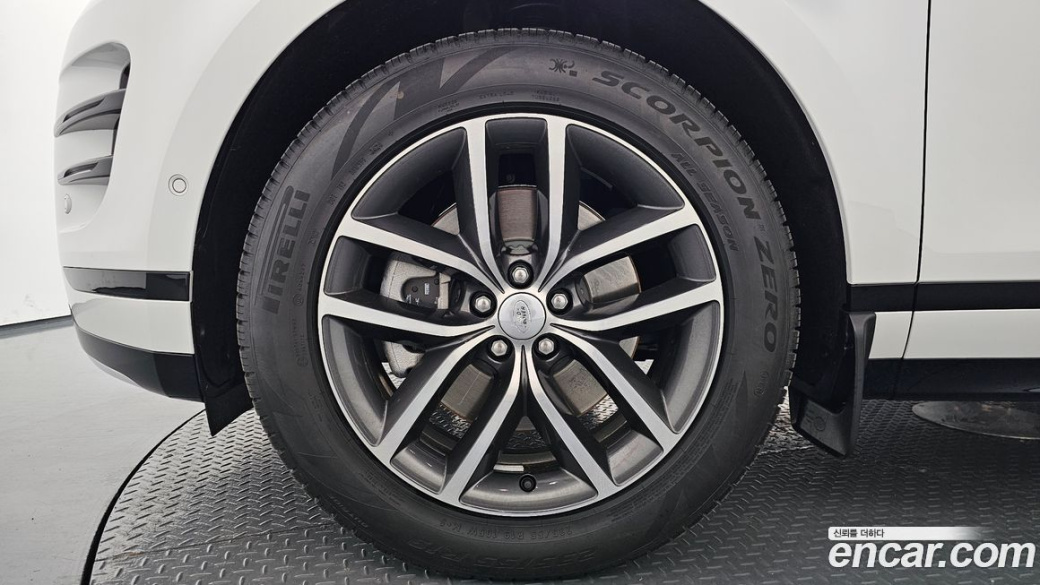 Land Rover Range Rover Evoque P250 Dynamic SE, 2026