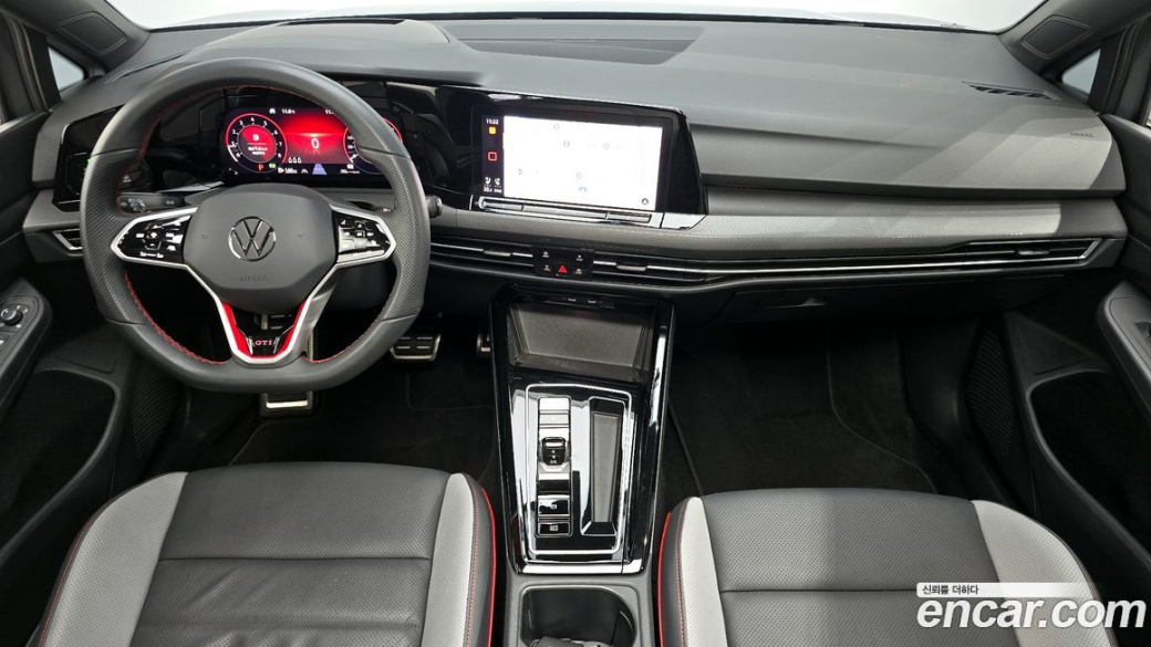 Volkswagen Golf 2.0 GTI, 2024