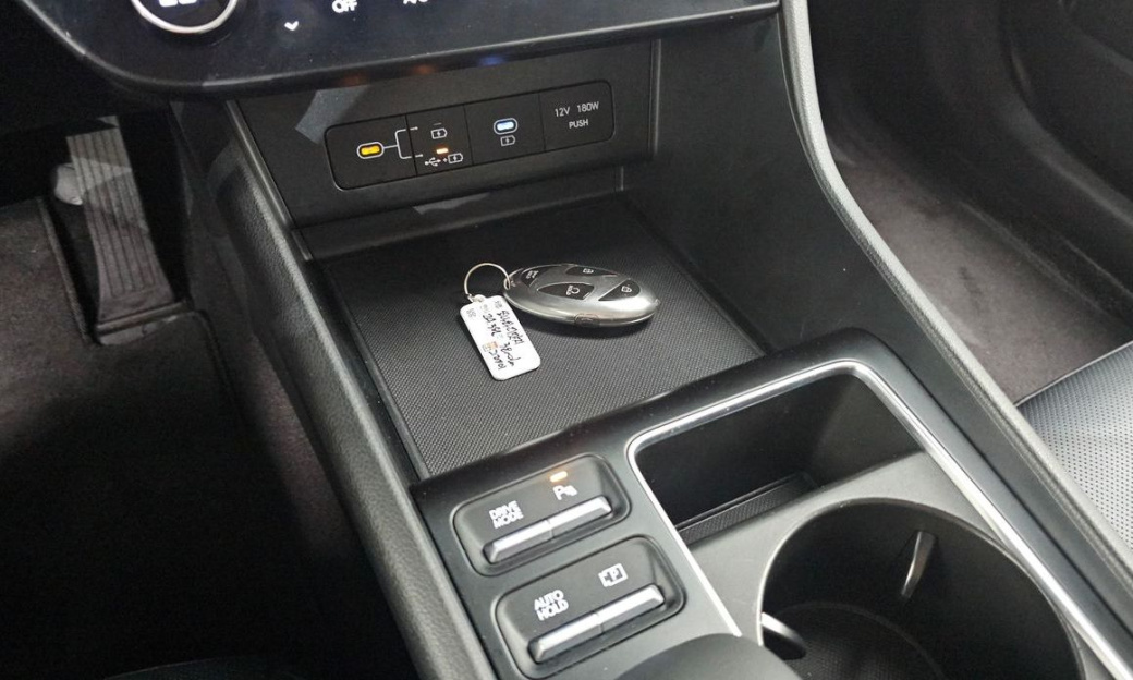 Hyundai Sonata 2.0, 2024