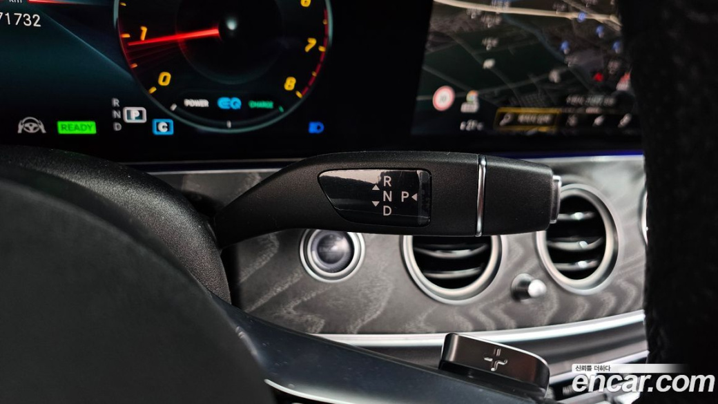 Mercedes-Benz E-Class E350 4MATIC AMG Line, 2022