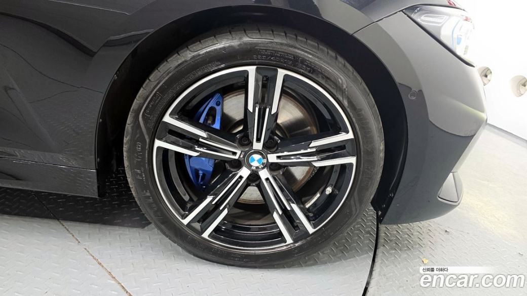 BMW 3-Series 320d M Sport, 2023