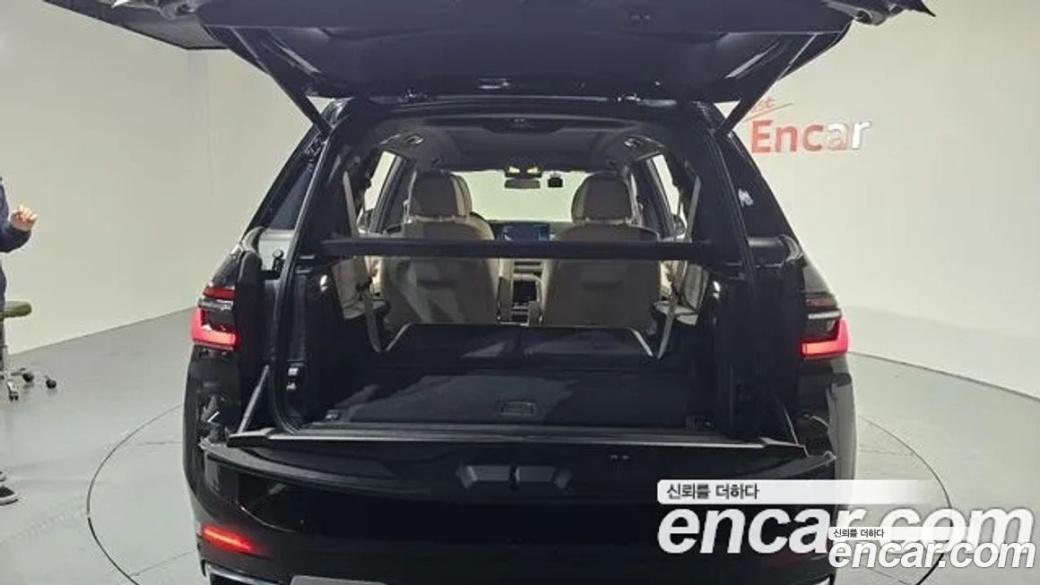 BMW X7 xDrive 40i Design Pure Excellence 6-Seater, 2024