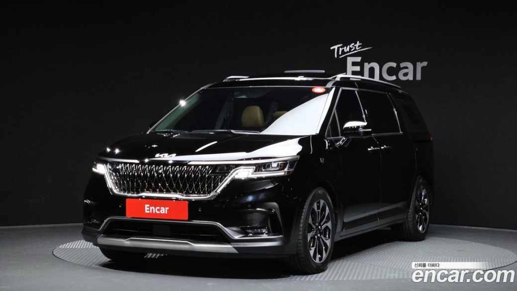 Kia Carnival 9-Seater Signature, 2022
