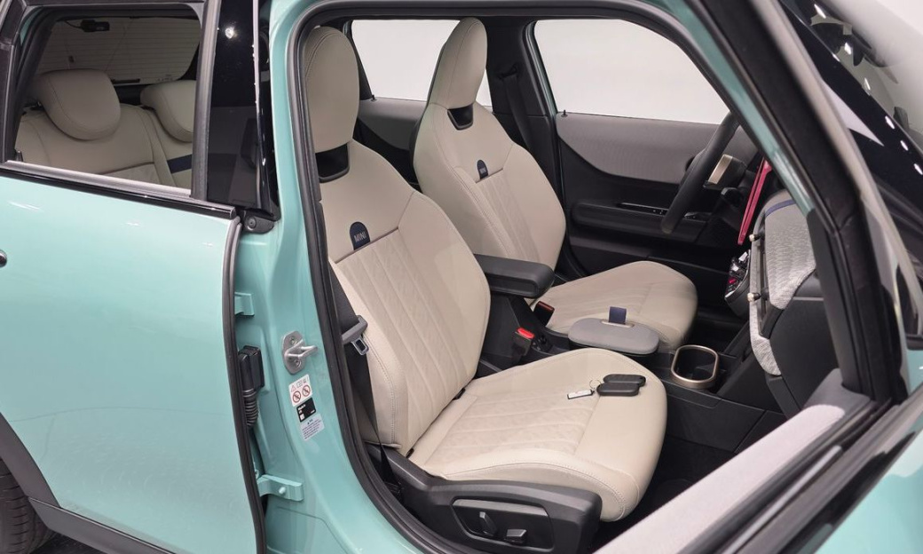 Mini Cooper 5 Door Favoured, 2025