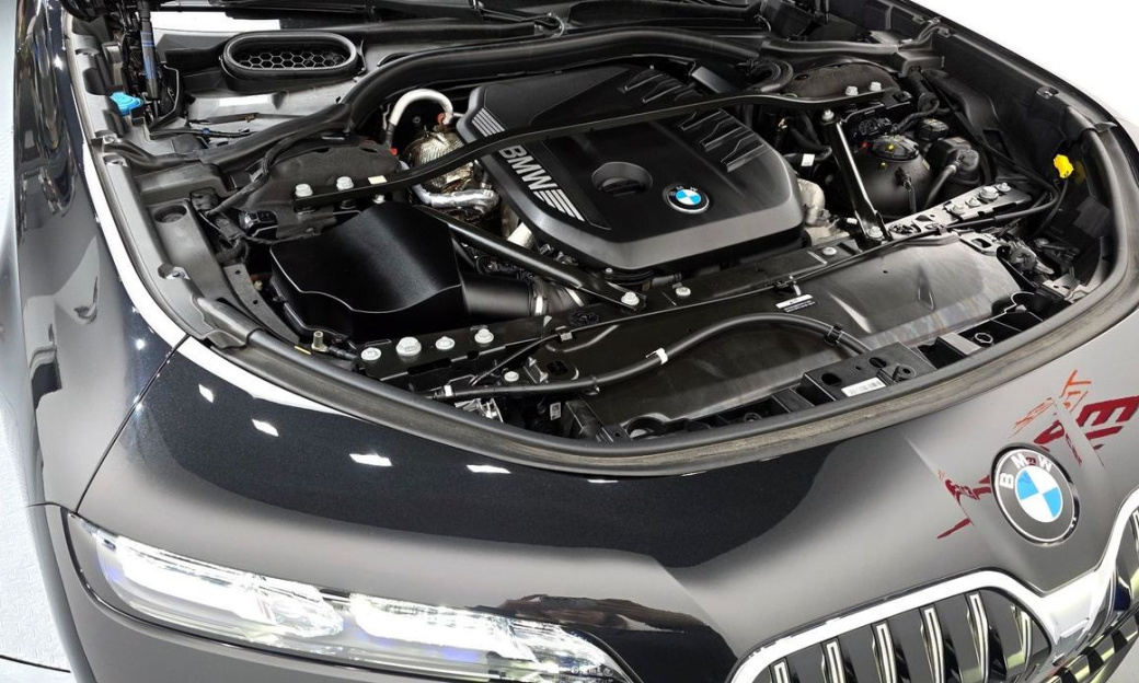 BMW 7-Series 740d xDrive M Sport, 2025