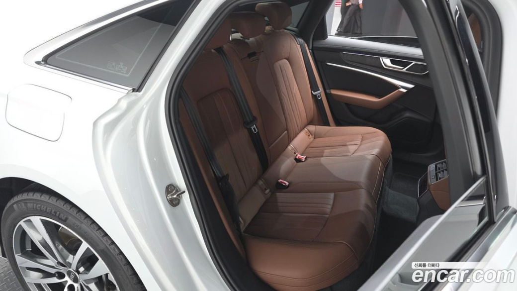 Audi A6 45 TFSI Premium, 2023