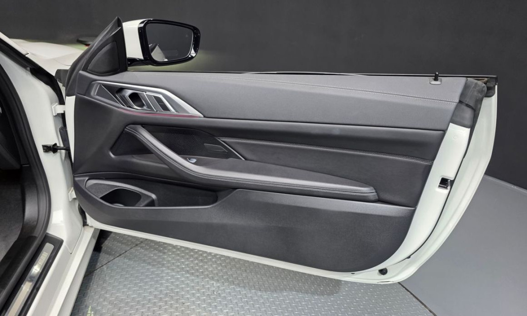 BMW 4-Series 420i M Sport Convertible, 2024