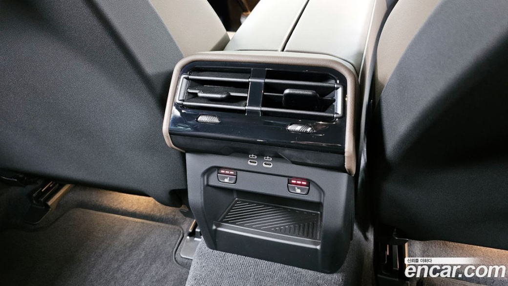 BMW 5-Series 520i, 2026