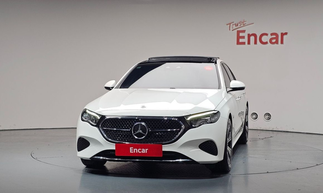 Mercedes-Benz E-Class E200 Avantgarde, 2024