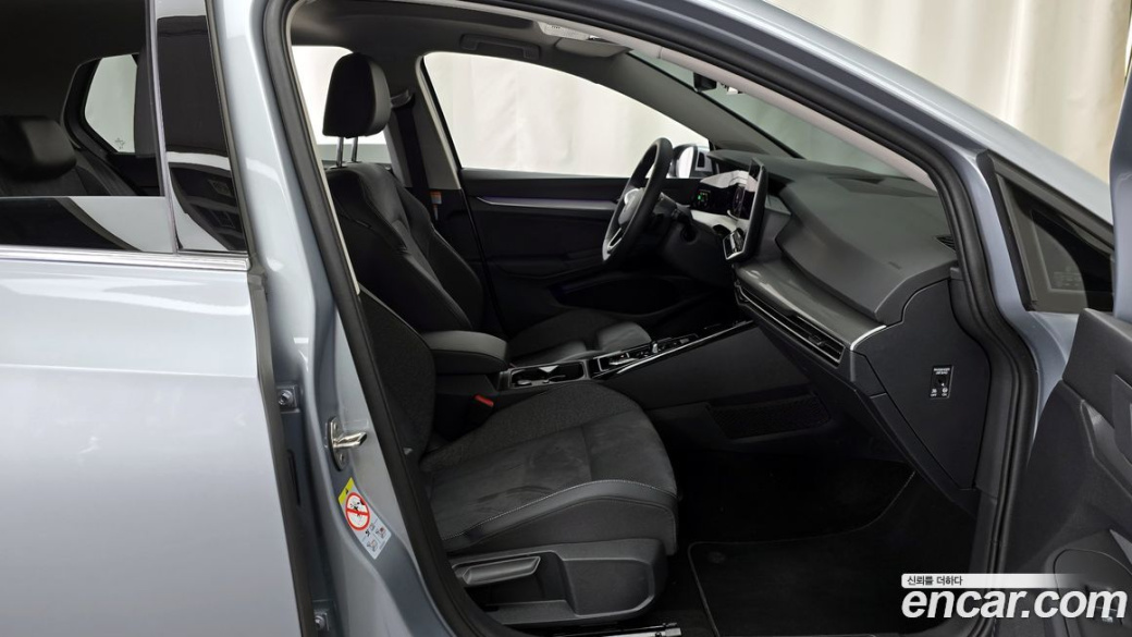 Volkswagen Golf 2.0 TDI Prestige, 2025
