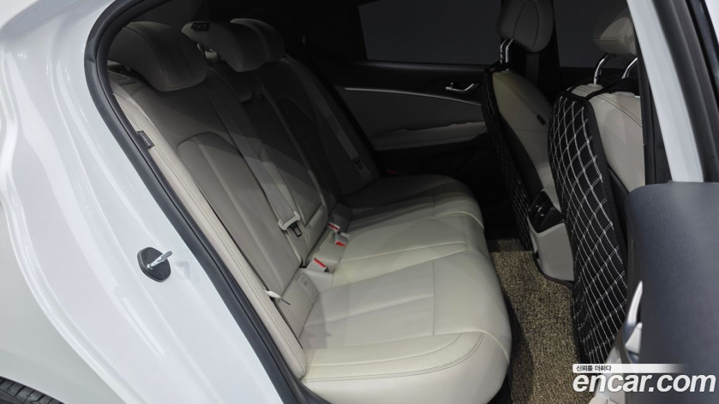 Genesis G70 Gasoline 2.0T 4WD, 2021