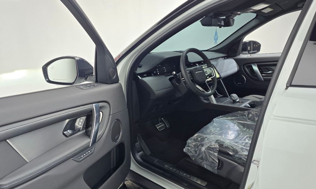 Land Rover Discovery Sport P250 Dynamic SE, 2025