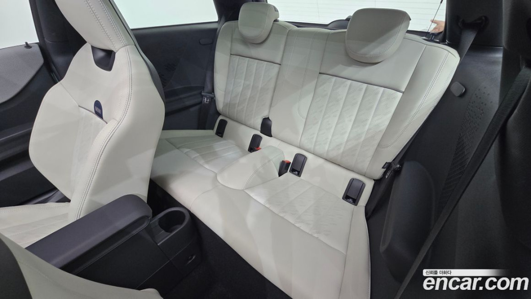 Mini Cooper Favoured, 2025