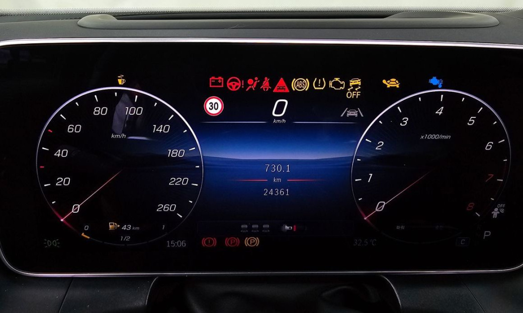 Mercedes-Benz GLC-Class GLC300 4MATIC Avnatgarde Coupe, 2025
