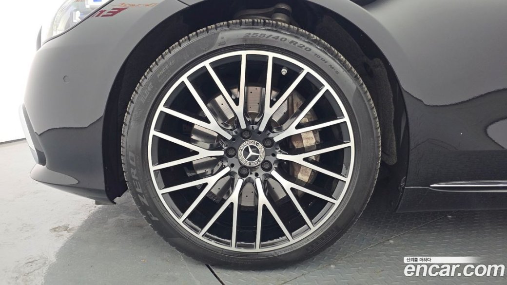 Mercedes-Benz S-Class S580L 4MATIC, 2022