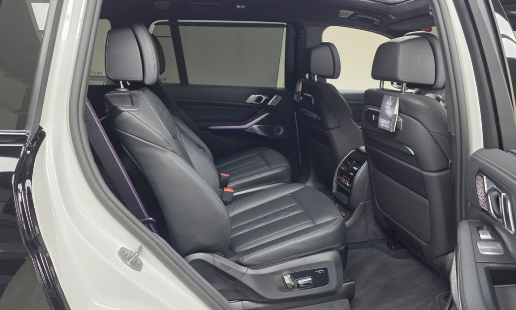 BMW X7 M60i xDrive M sport 6STR, 2025