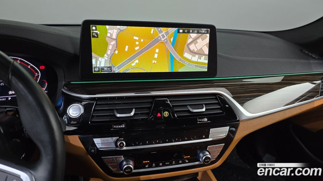 BMW 5-Series 520i M Sport, 2022