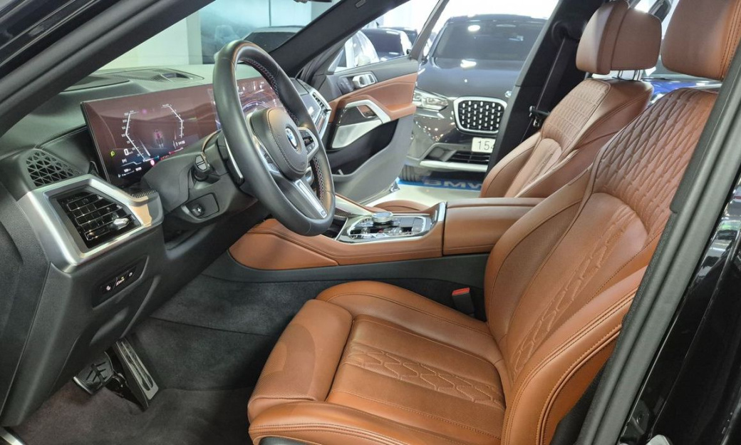 BMW X6 M60i, 2024