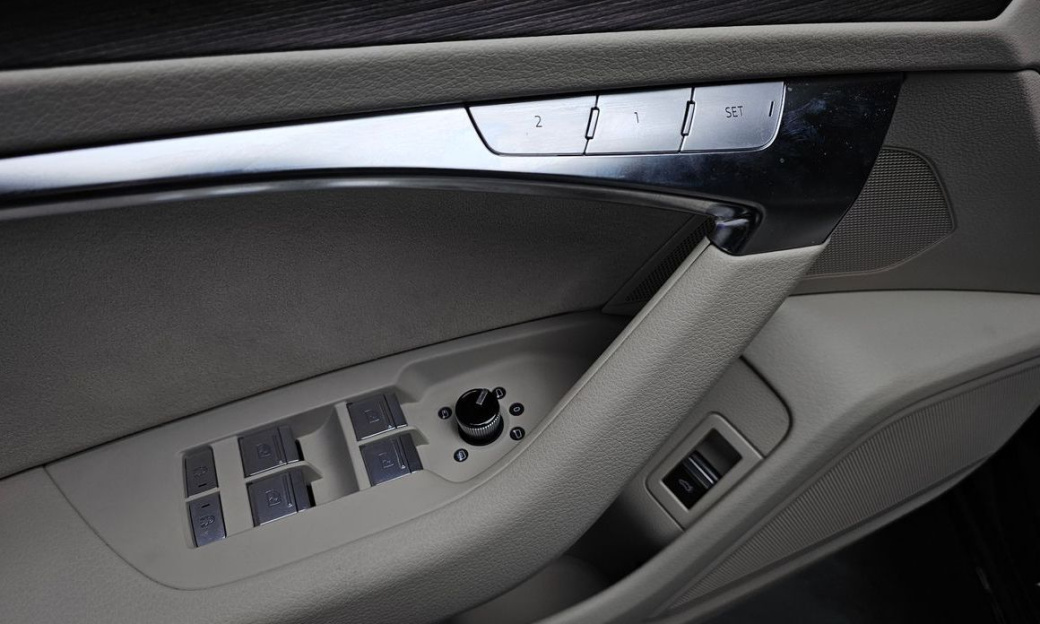 Audi A6 40 TDI Premium, 2025