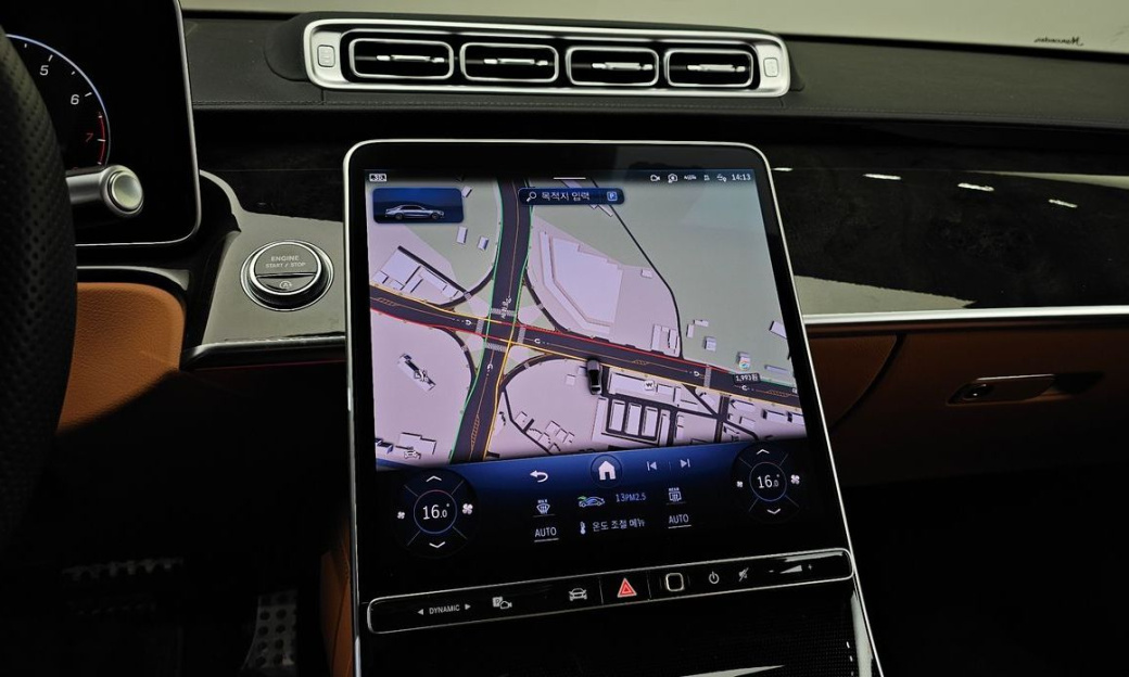 Mercedes-Benz S-Class S500L 4MATIC, 2024
