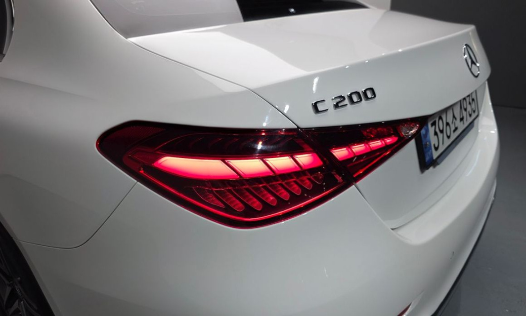 Mercedes-Benz C-Class C200 AMG Line, 2024