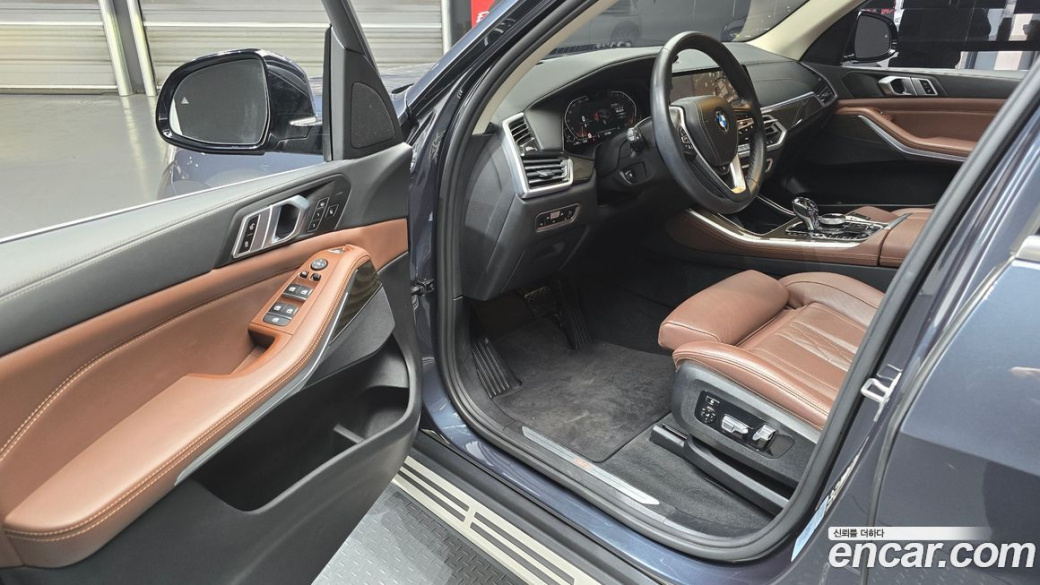 BMW X5 xDrive 40i xLine, 2022