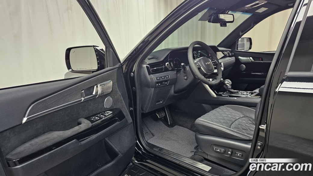 Kia Mohave Diesel 3.0 4WD 7-Seater, 2024