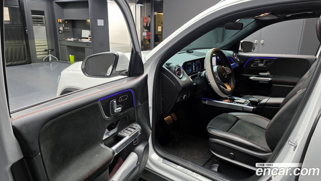 Mercedes-Benz GLB-Class AMG GLB35 4MATIC, 2021