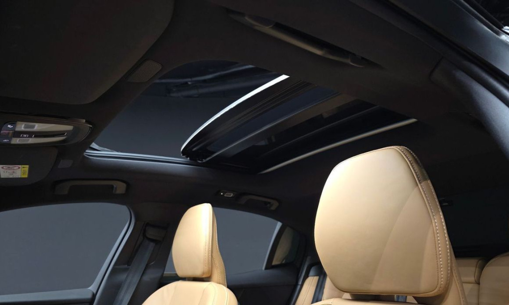 Volvo S60 B5 Ultimate Bright, 2024
