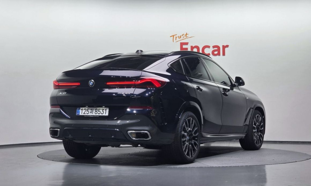 BMW X6 xDrive40i M Sport, 2025
