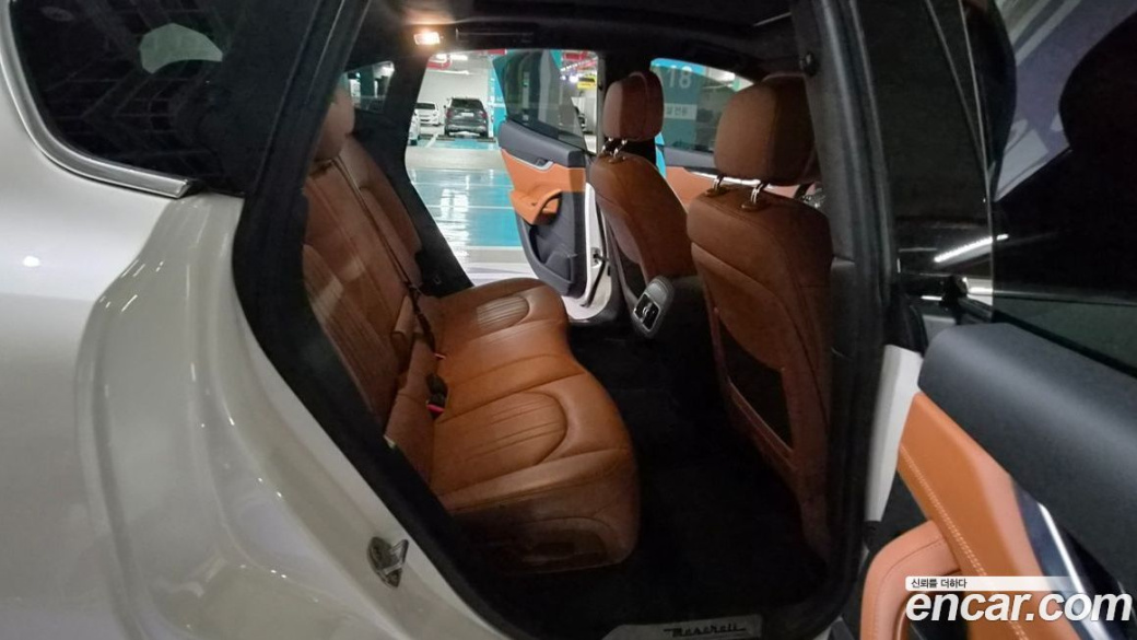 Maserati Levante 2.0 GT AWD, 2022