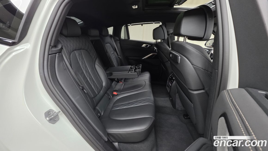 BMW X6 xDrive40i M Sport, 2025