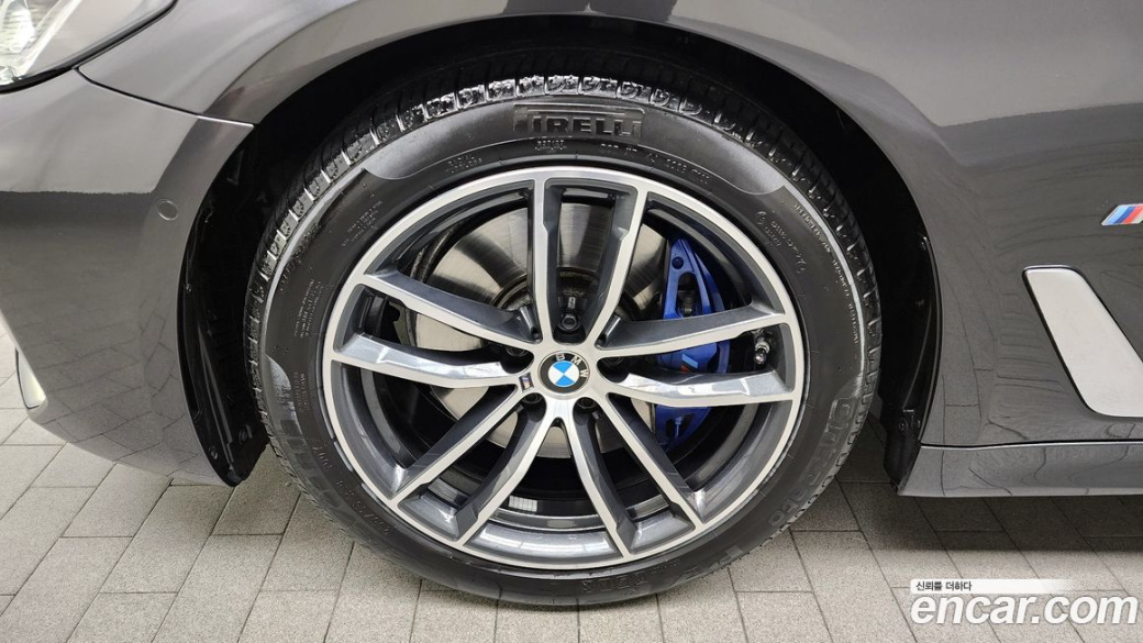 BMW 5-Series 520i M Sport, 2023