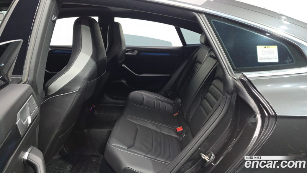 Volkswagen Arteon 2.0 TDI R-LIINE 4Motion, 2022