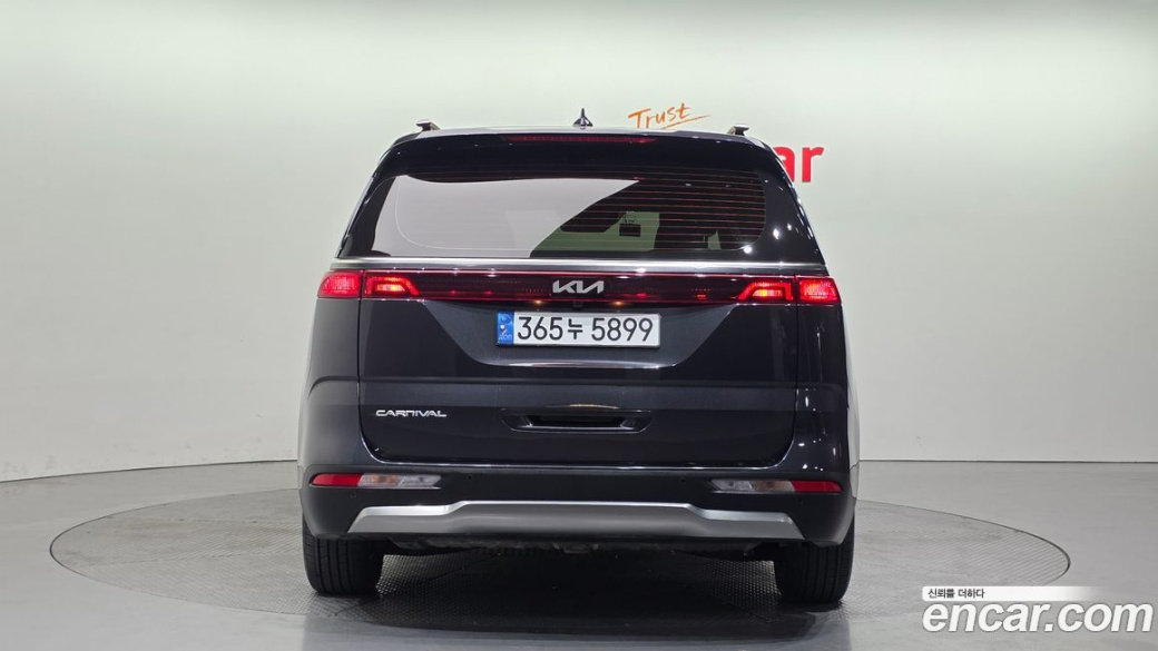 Kia Carnival 9-Seater Noblesse, 2022