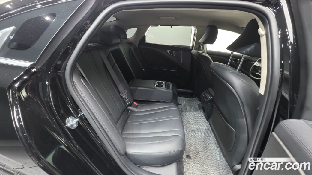 Kia K8 2.5 Gasoline 2WD, 2025