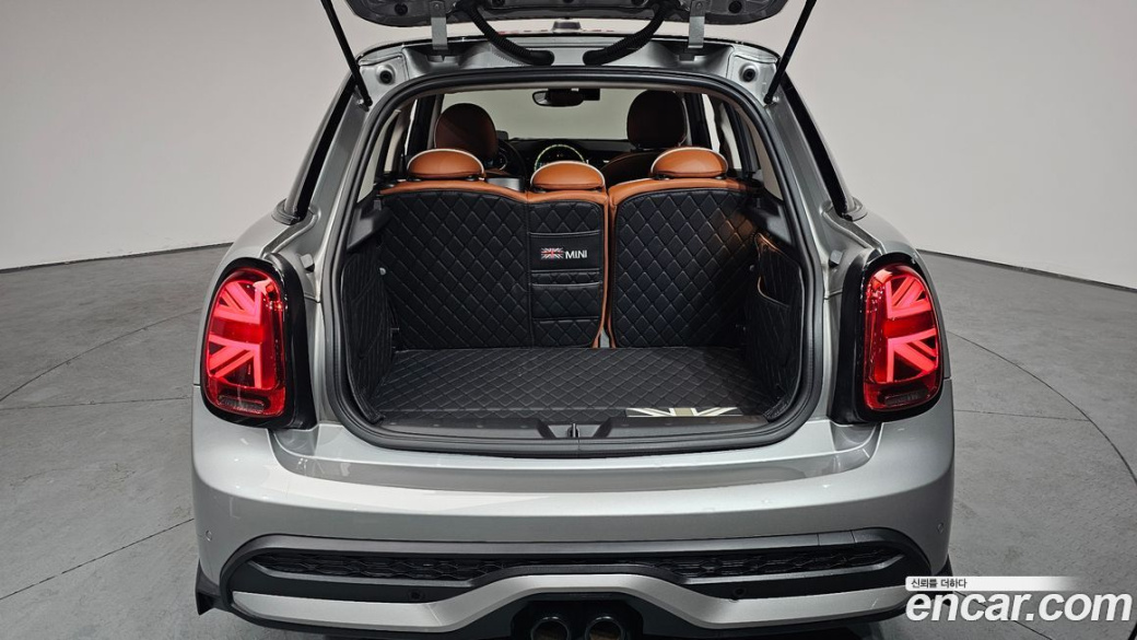 Mini Cooper 5Door Classic, 2024