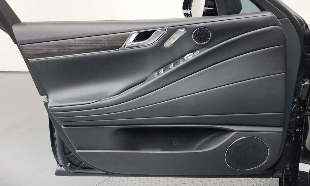 Genesis G80 Gasoline 2.5 Turbo AWD, 2025