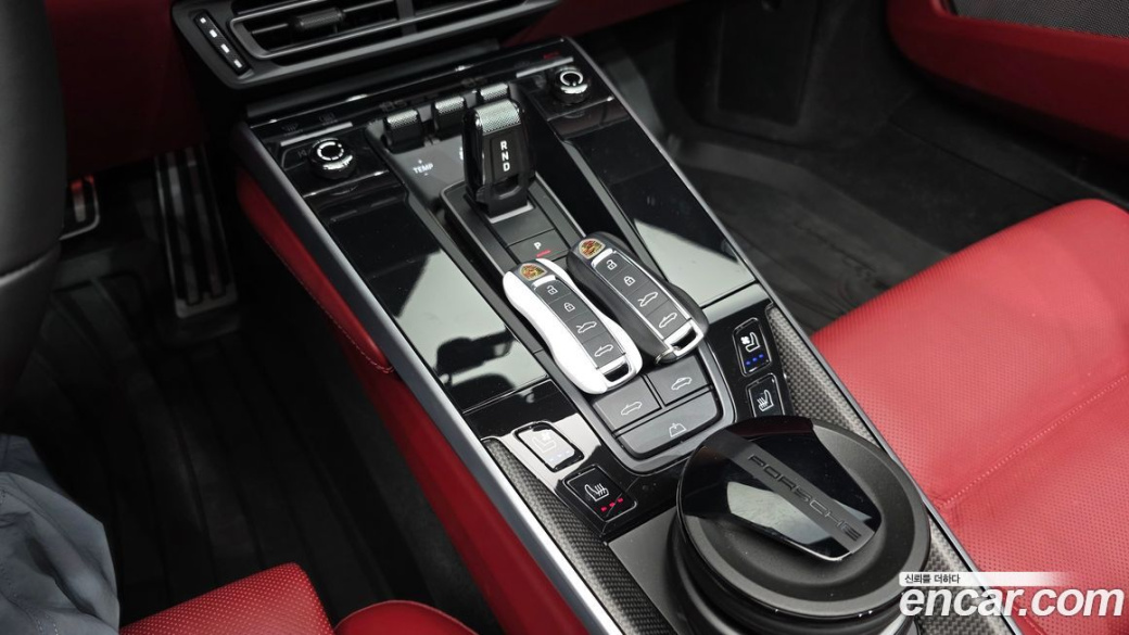 Porsche 911 Turbo S Cabriolet, 2024