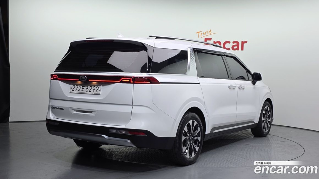 Kia Carnival 9-Seater Noblesse, 2021