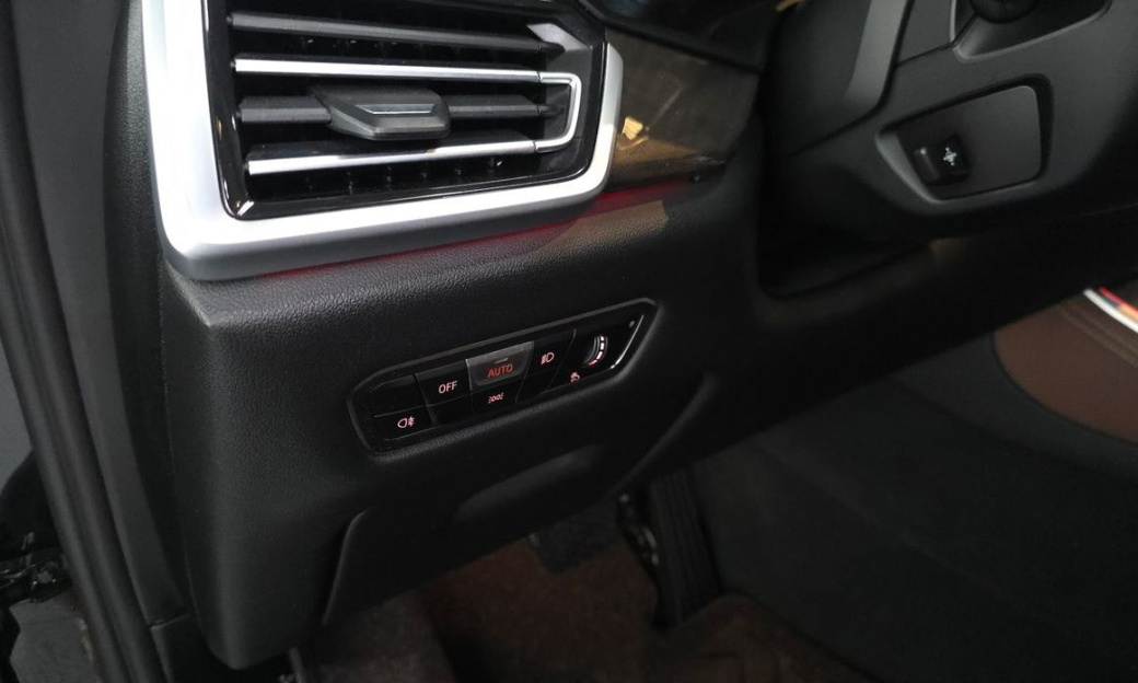 BMW X5 xDrive 40i xLine, 2022