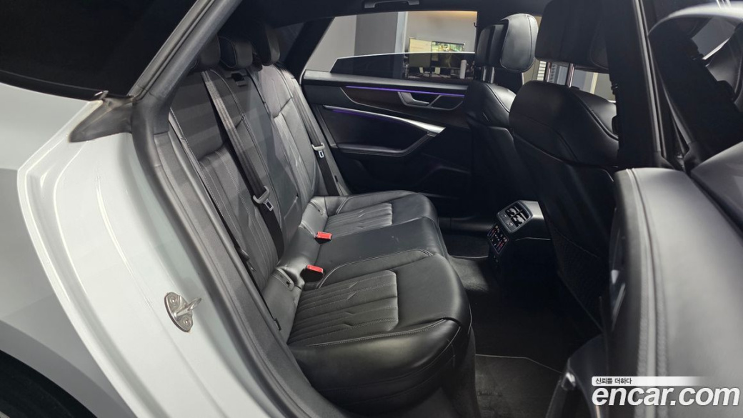 Audi A7 55 TFSI Quattro Premium, 2022